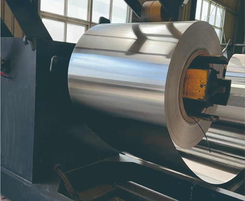 Automatic uncoiling of steel coils