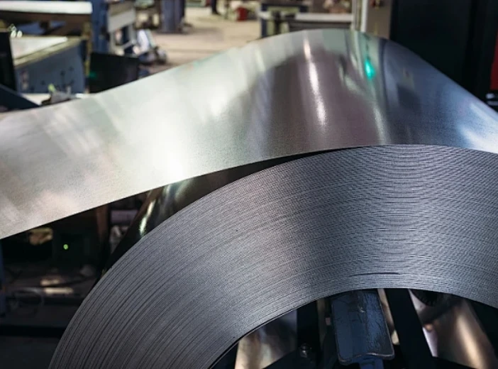 automated Coil-Fed Fiber Laser Cutting Machine