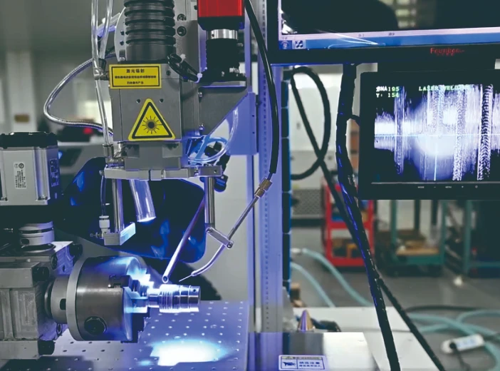 Laser Welding Machine with Full Enclosure Workbench