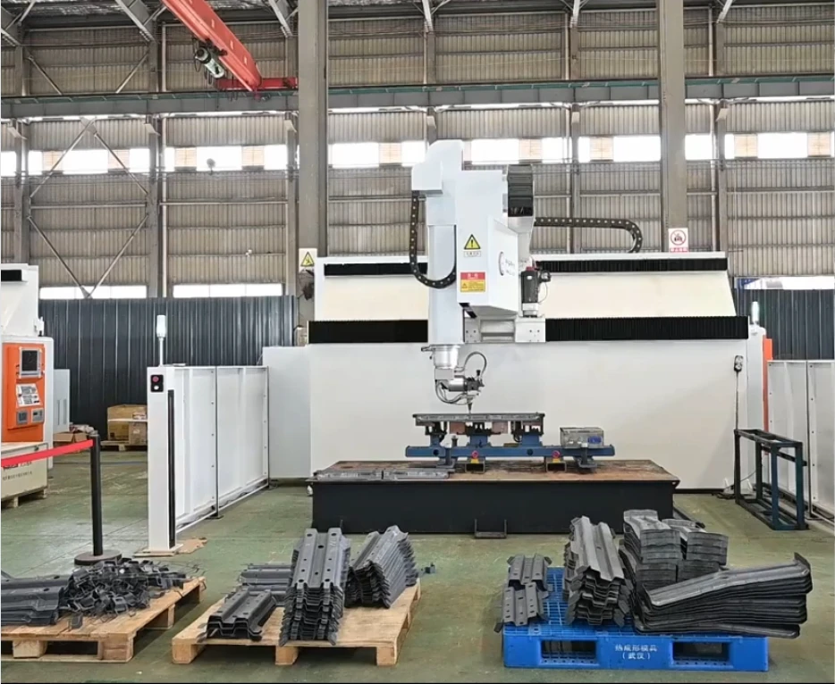 SF Series 3D 5-Axis Laser Cutting Machine Cutting